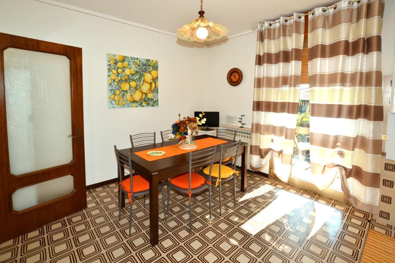 シルミオーネ Casa Pattyヴィラ エクステリア 写真