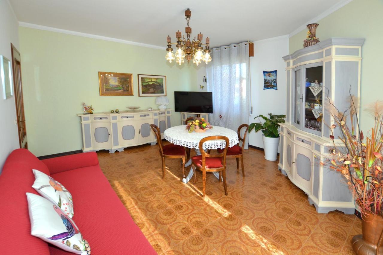 シルミオーネ Casa Pattyヴィラ エクステリア 写真