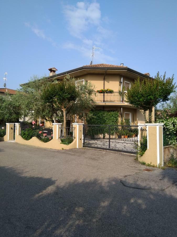 シルミオーネ Casa Pattyヴィラ エクステリア 写真